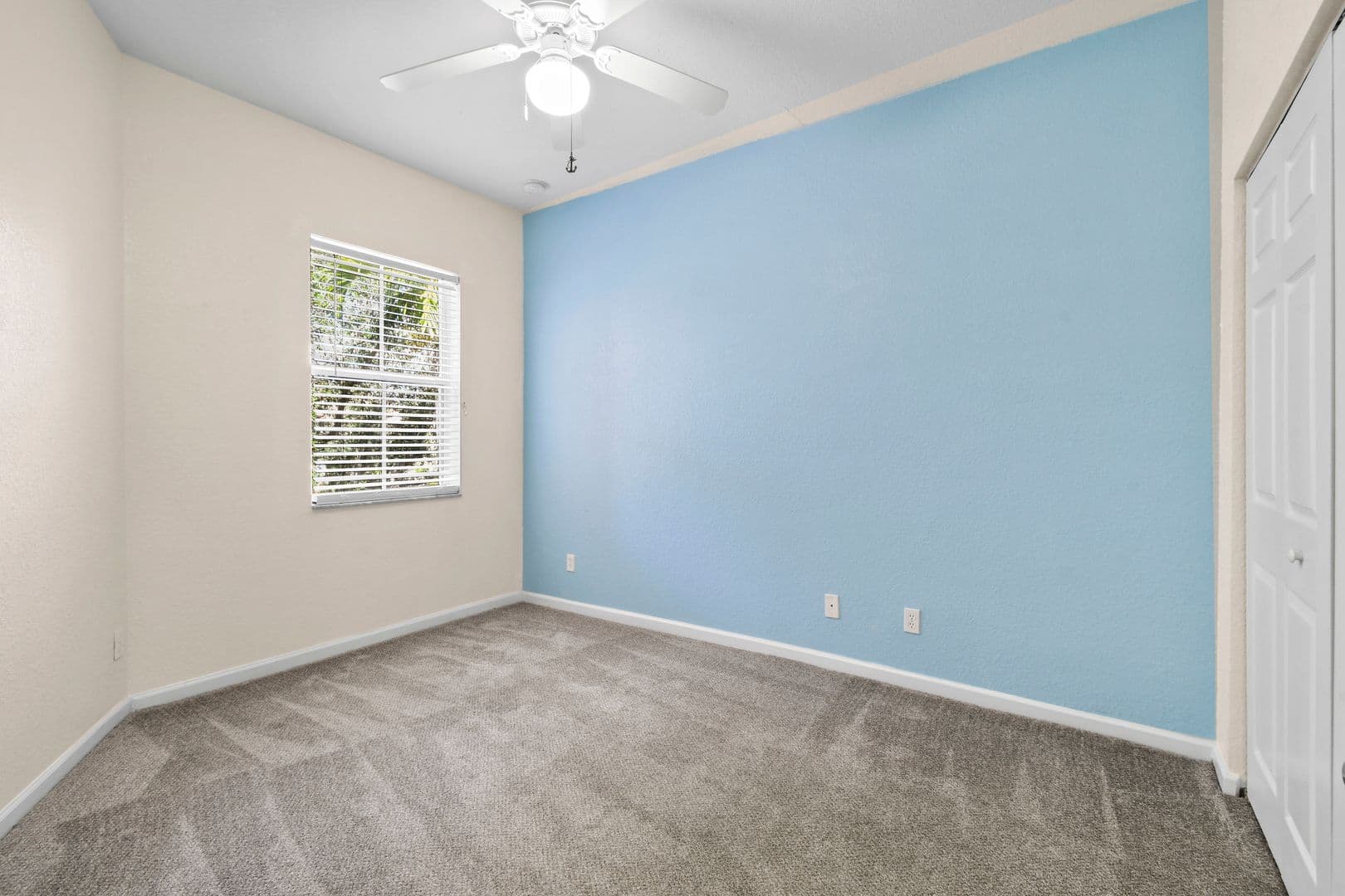 West Palm Beach House: 2912 Hidden Hills