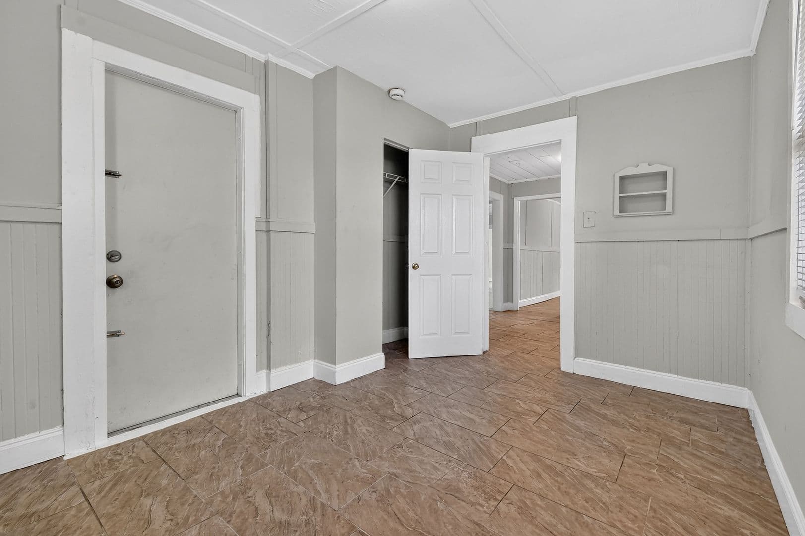 West Palm Beach Apartment: 885 7th St