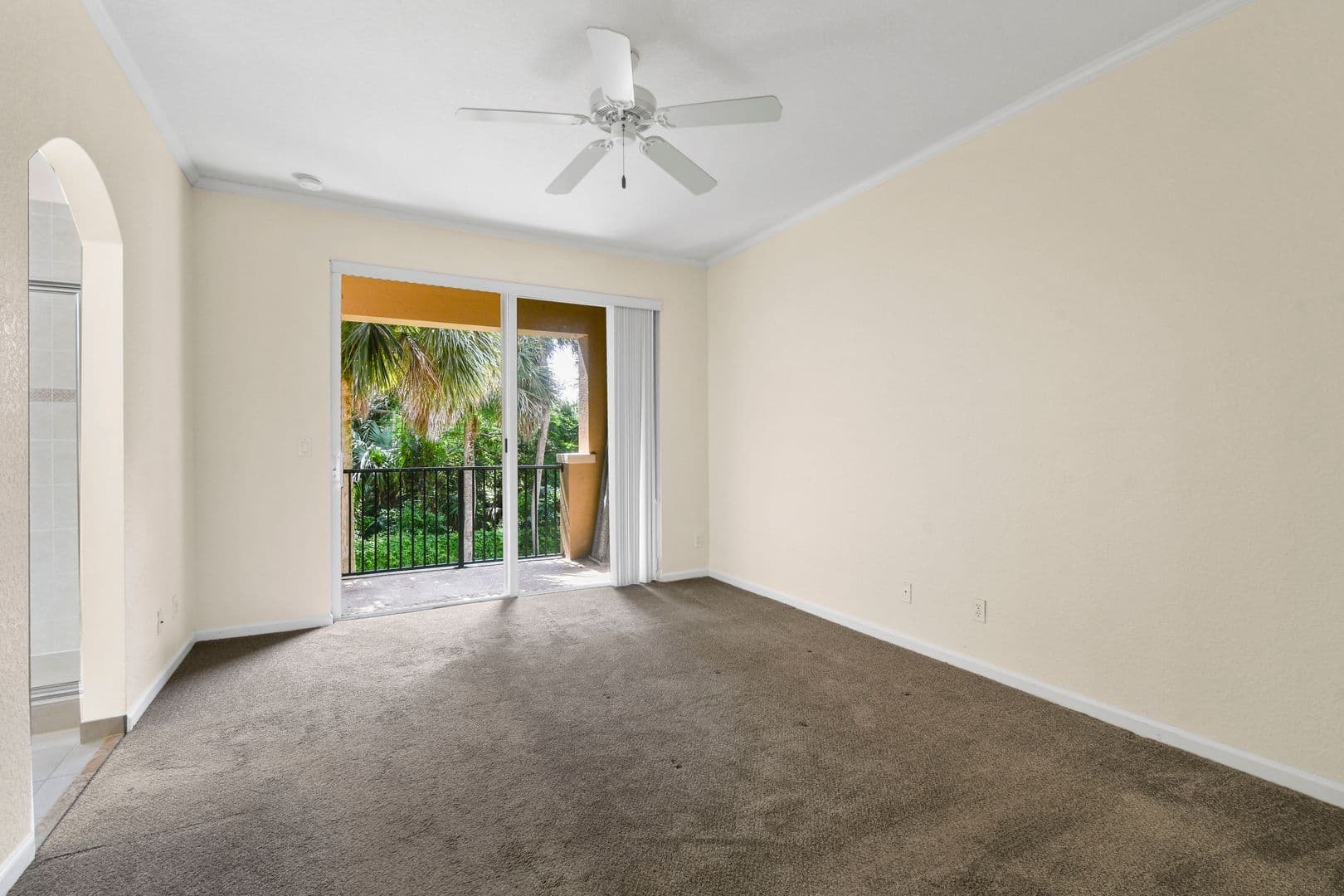 West Palm Beach House: 2912 Hidden Hills