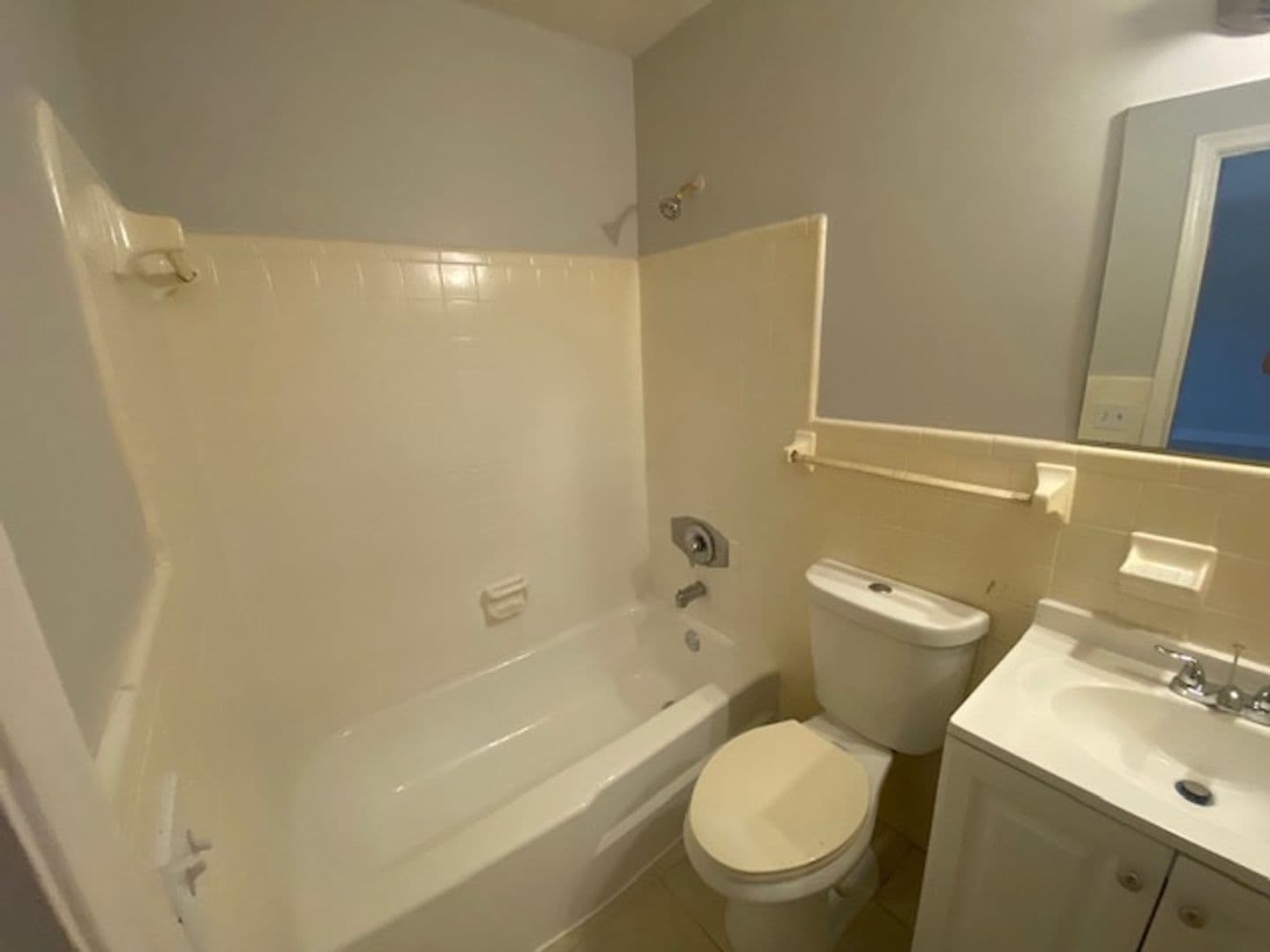 Fort Lauderdale Apartment: 220 SW 8th St