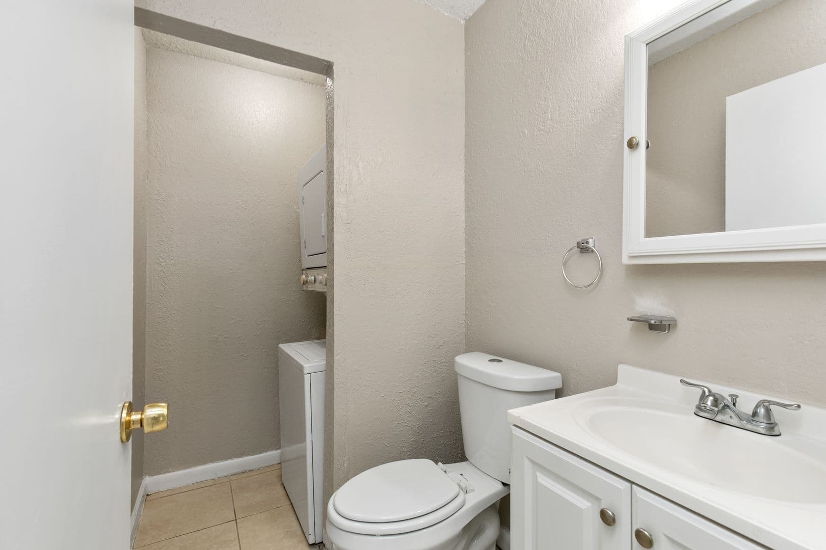 Lauderhill House: 2130 NW 58th Ave #25-C