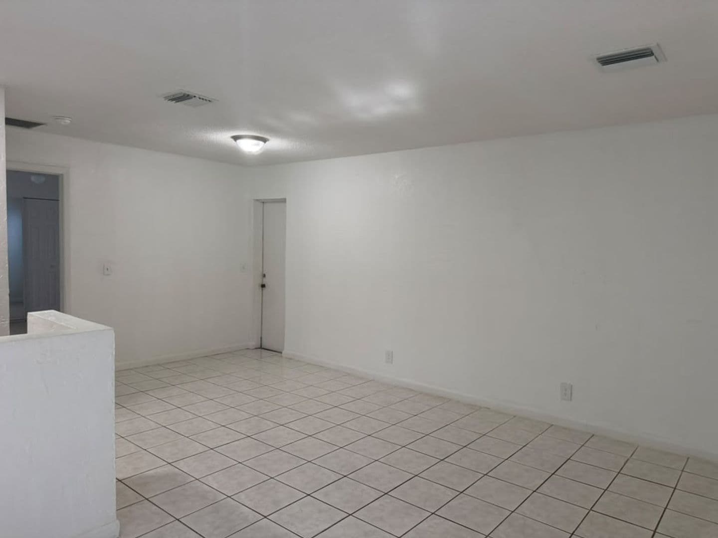 Boynton Beach House: 1 Crossings Circle #C
