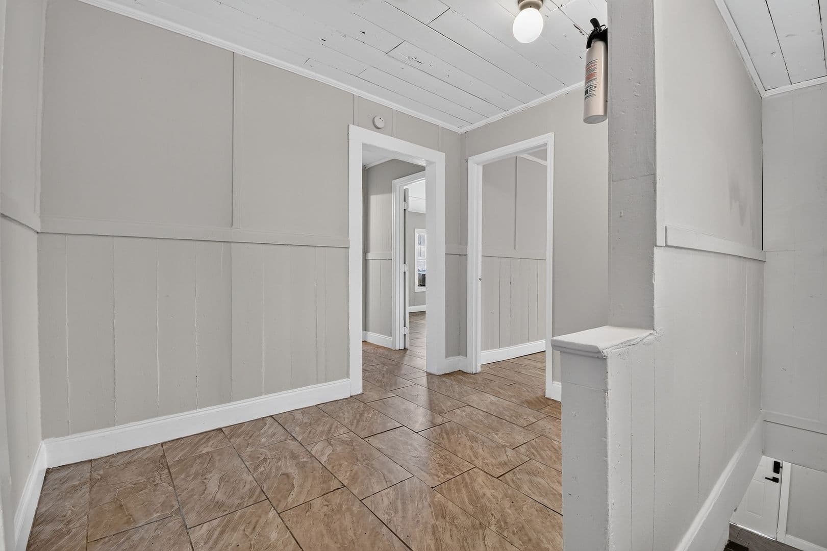 West Palm Beach Apartment: 885 7th St