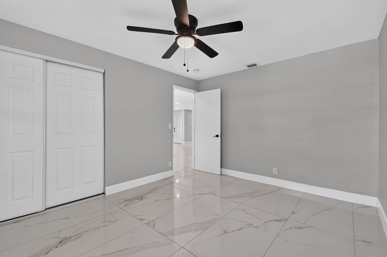 West Palm Beach Apartment: 812 13th St