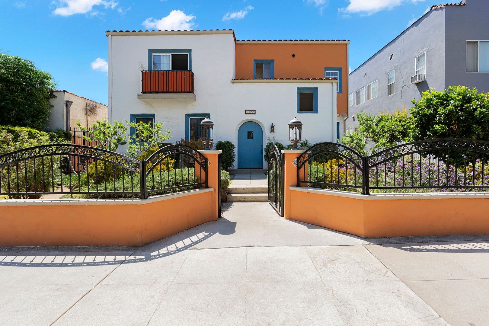 Los Angeles Apartment: 1125 N. New Hampshire Avenue