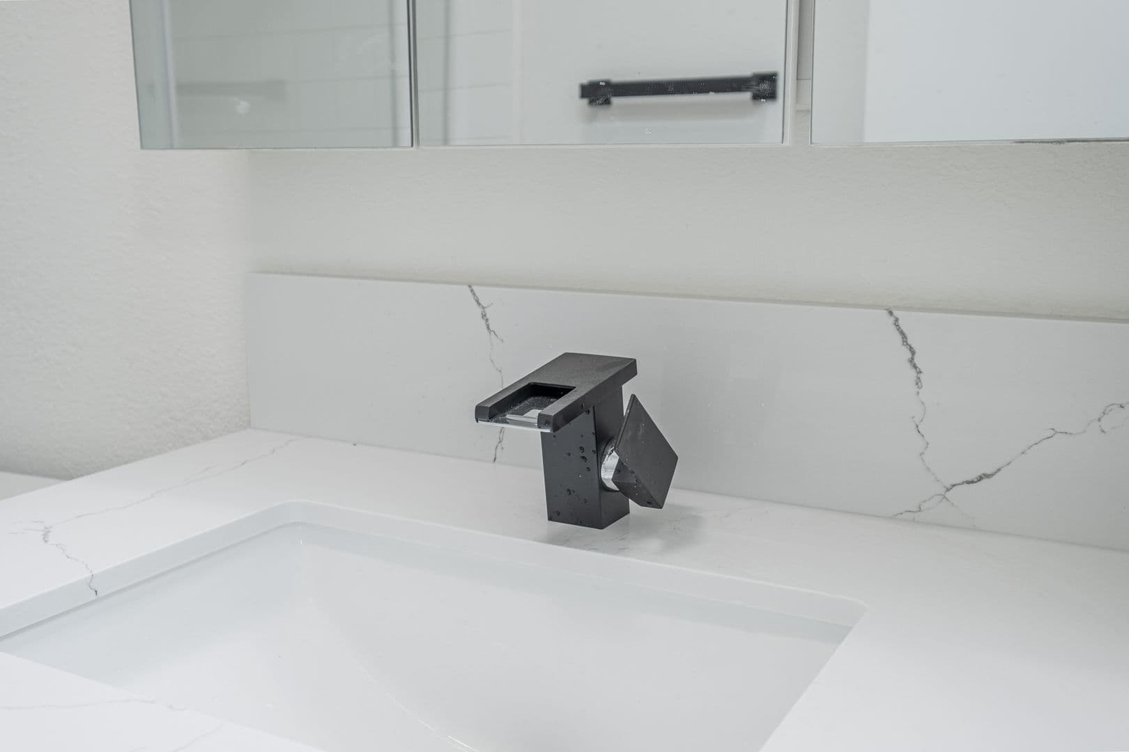 Torrance Apartment: 4712 Del Amo Blvd