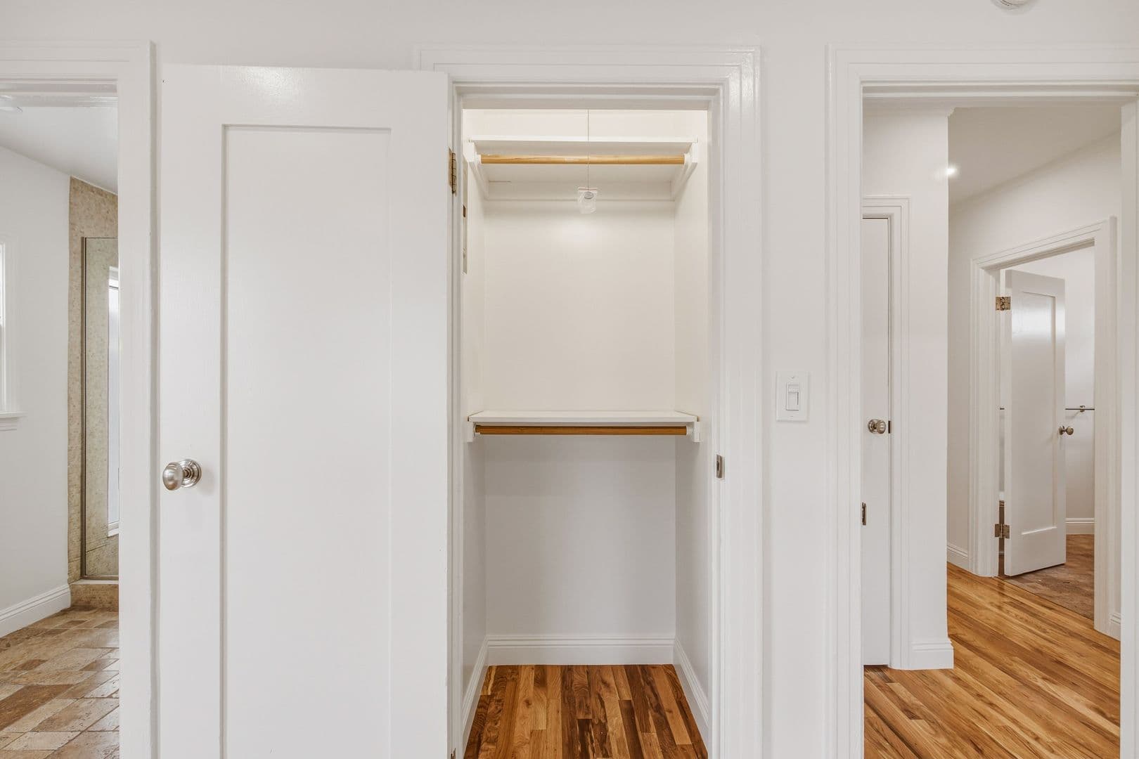 Los Angeles House: 525 N Crescent Heights
