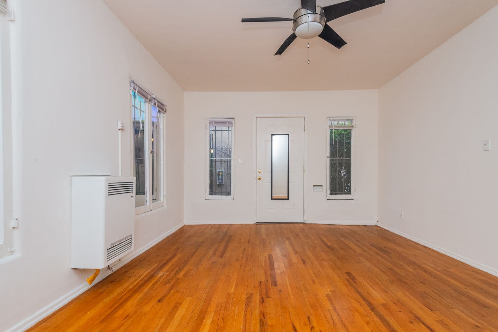 Los Angeles Apartment: 1225 North Citrus Ave.