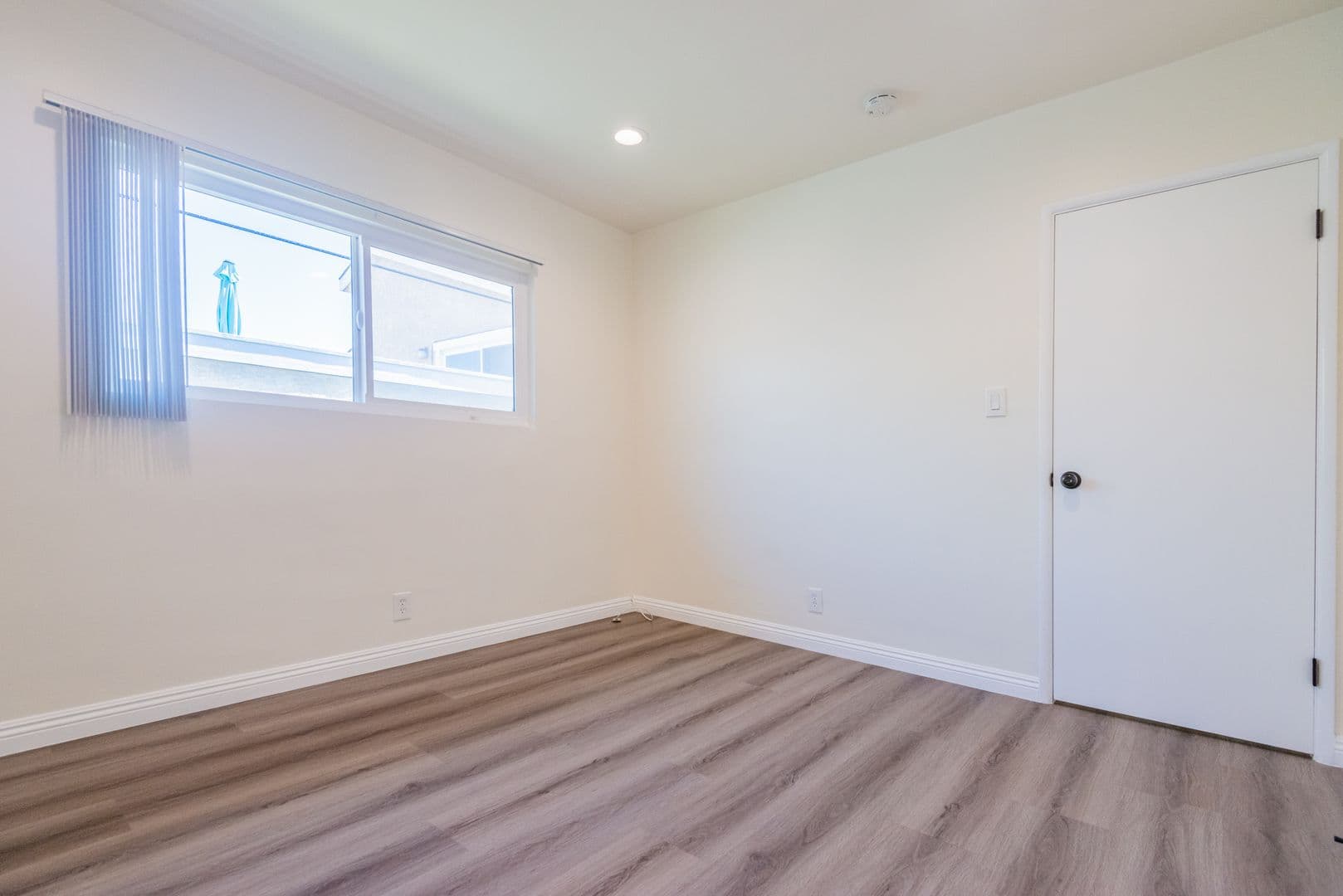 Redondo Beach Apartment: 2107 Pullman Lane