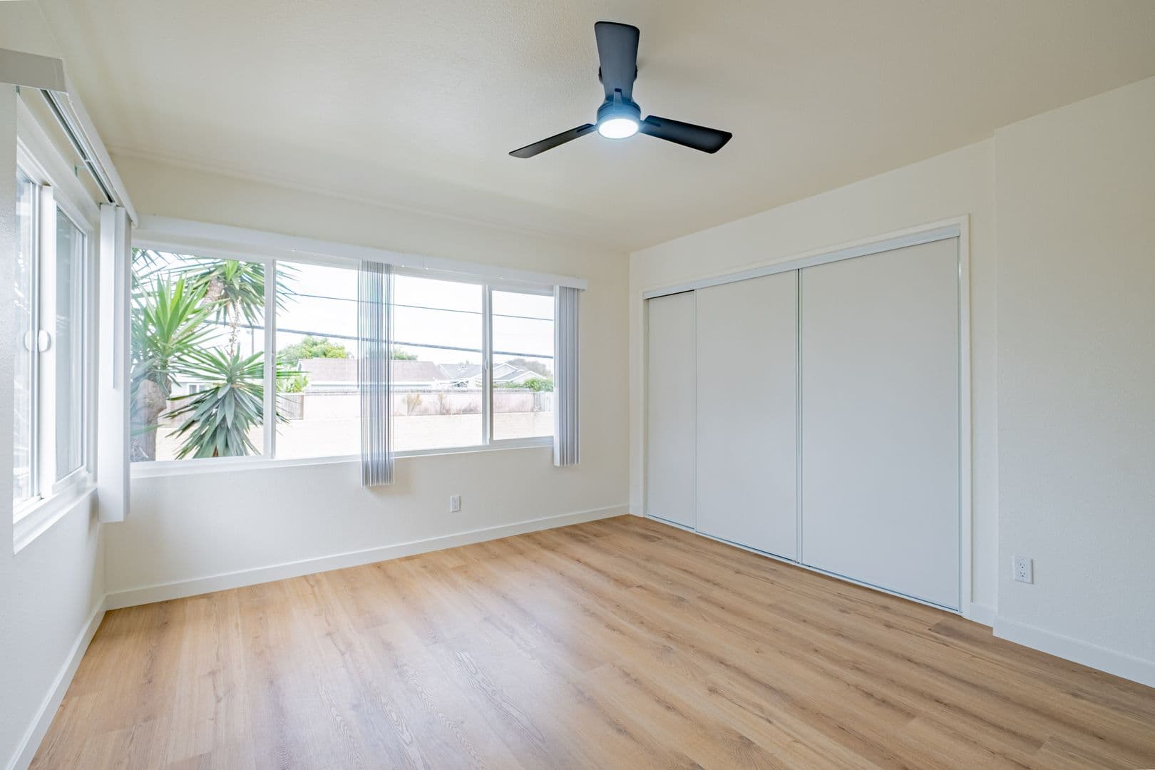 Torrance Apartment: 4712 Del Amo Blvd