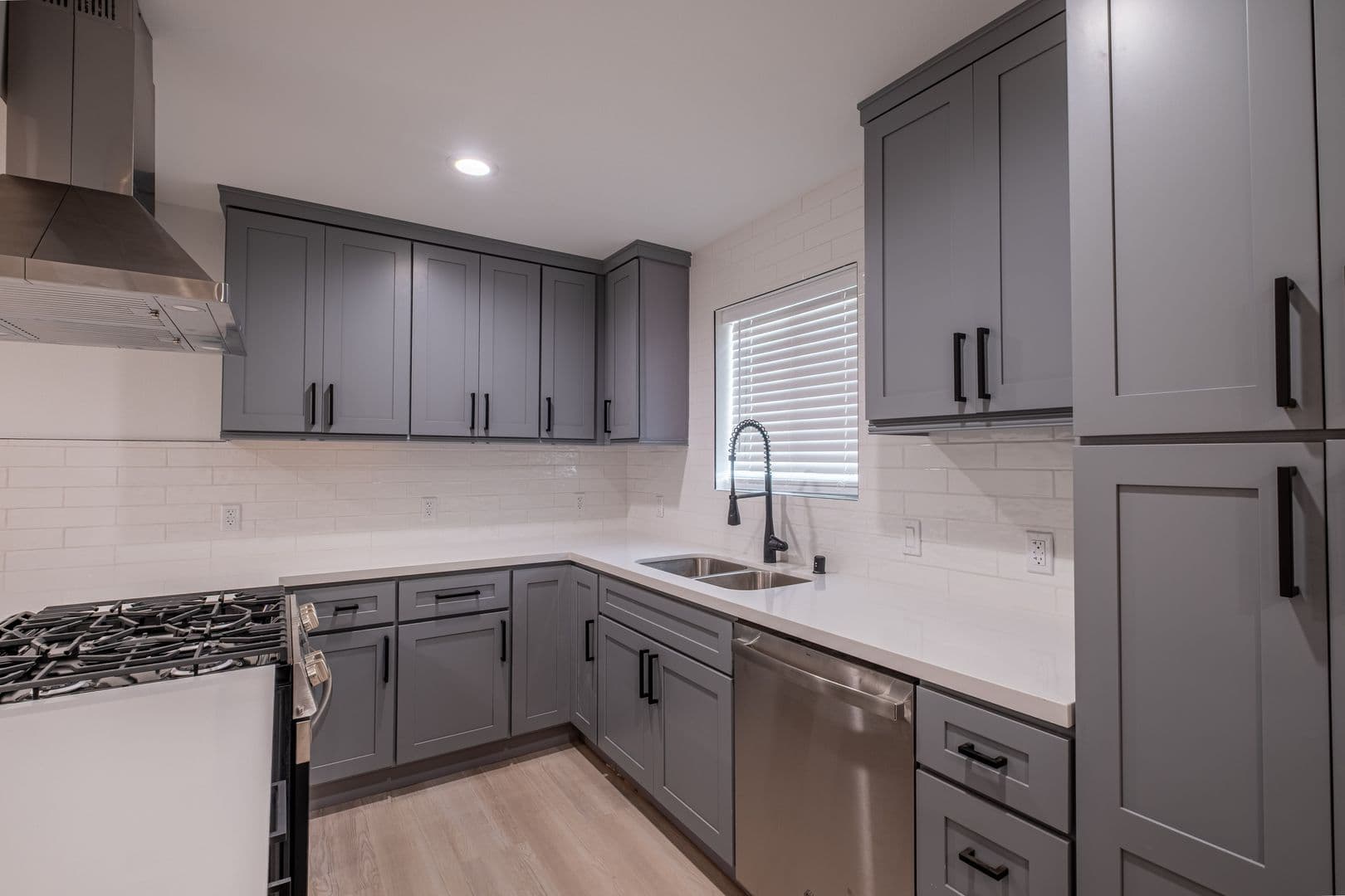 Redondo Beach Apartment: 2107 Pullman Lane