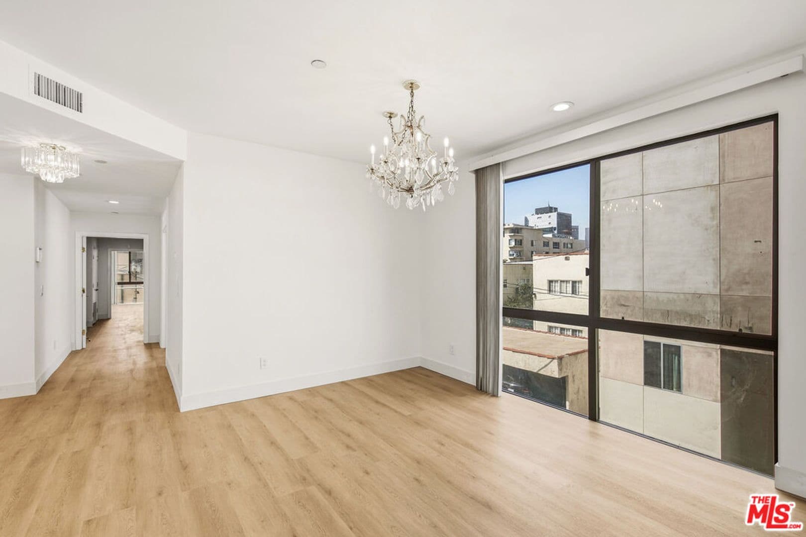 Beverly Hills Condo: 121 South Canon Drive