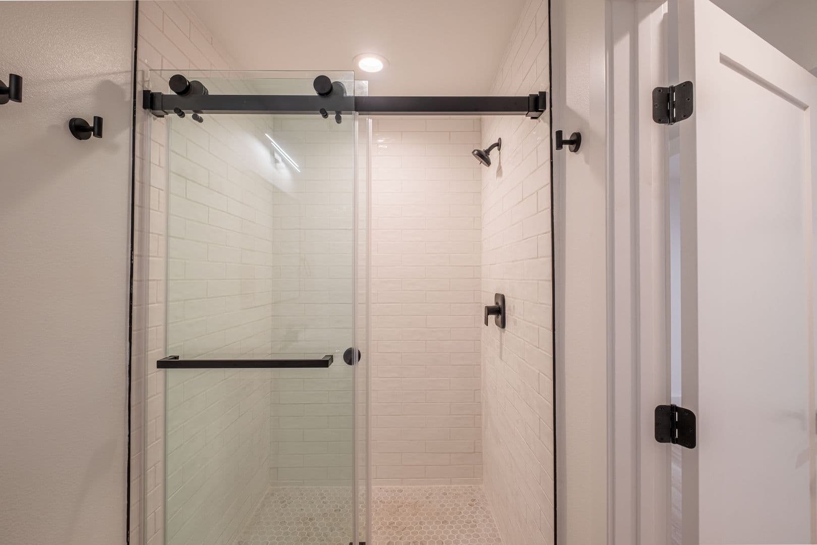 Redondo Beach Apartment: 2107 Pullman Lane