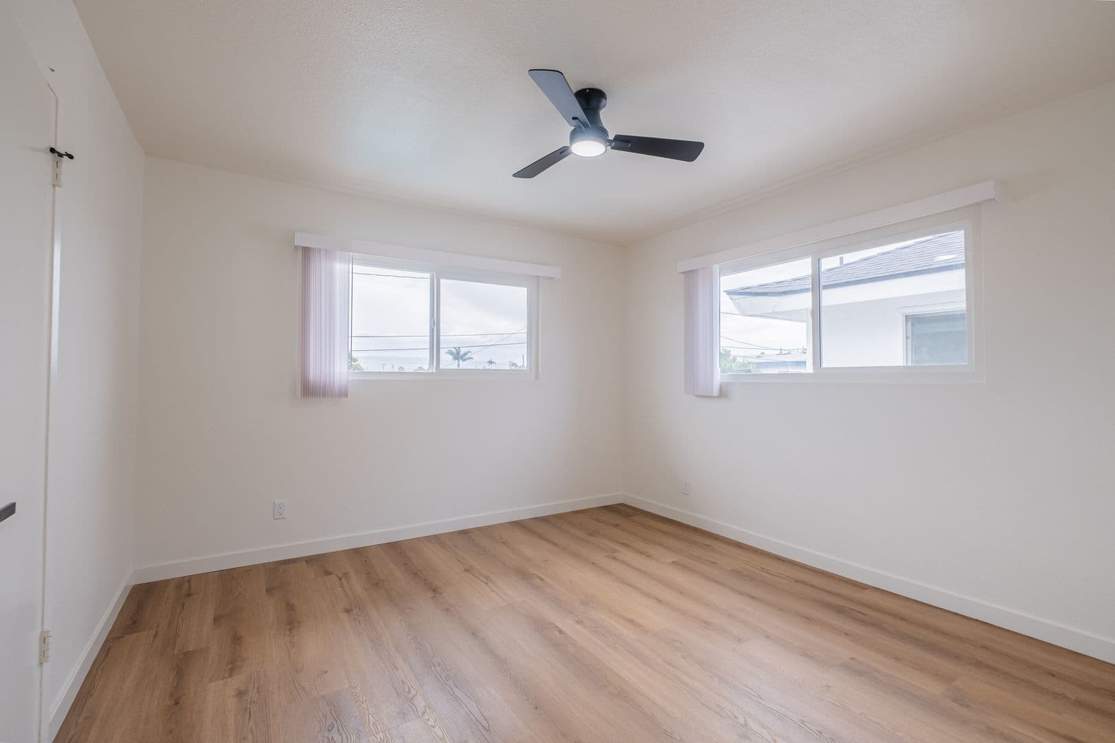 Torrance Apartment: 4712 Del Amo Blvd
