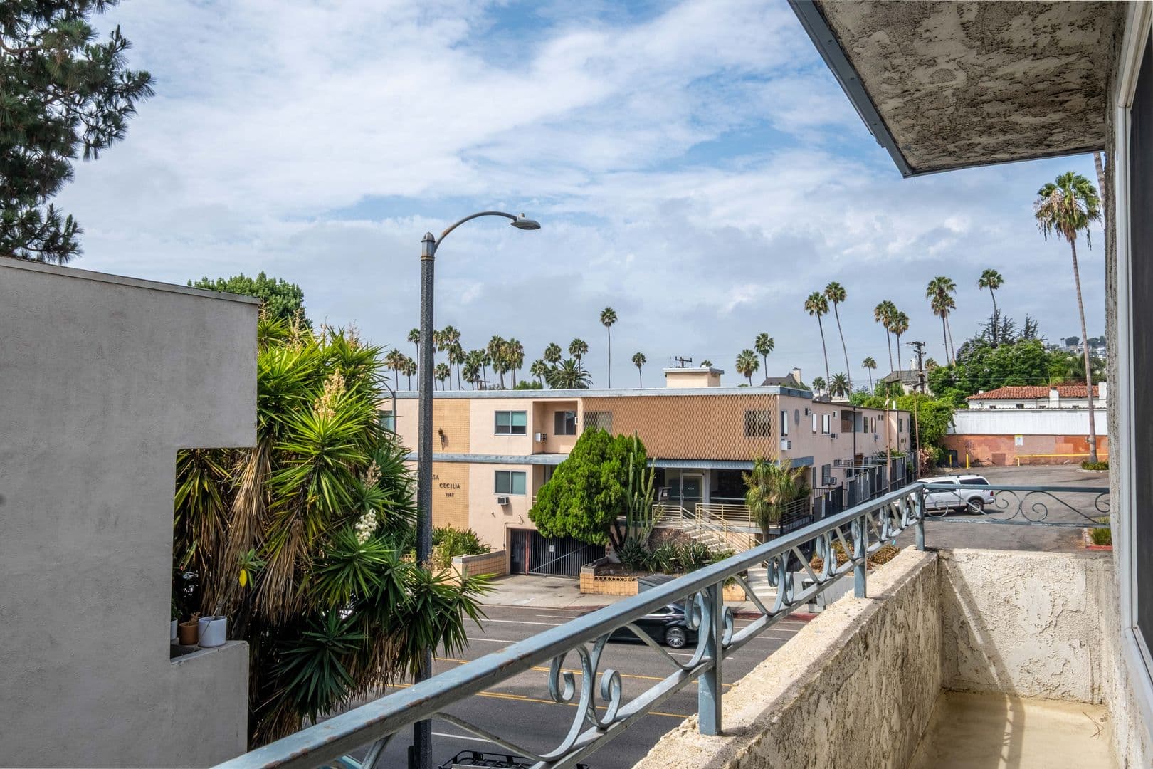 Los Angeles Apartment: 1426 N. Fairfax Avenue
