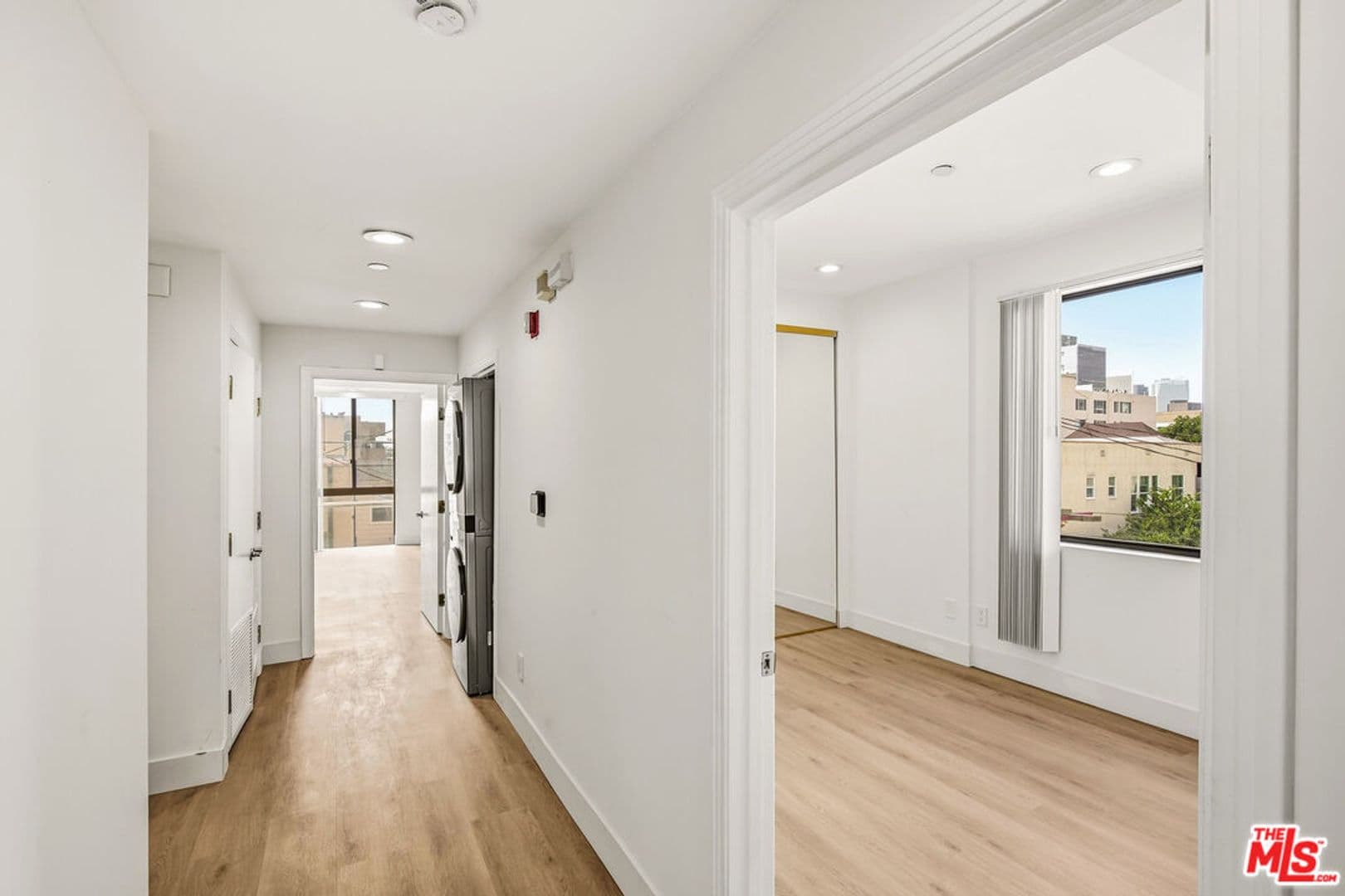 Beverly Hills Condo: 121 South Canon Drive