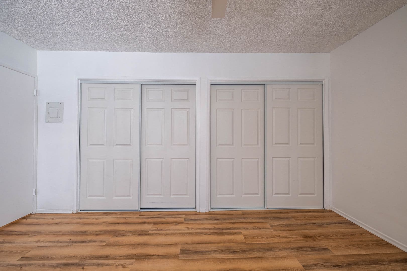 Los Angeles Apartment: 1426 N. Fairfax Avenue