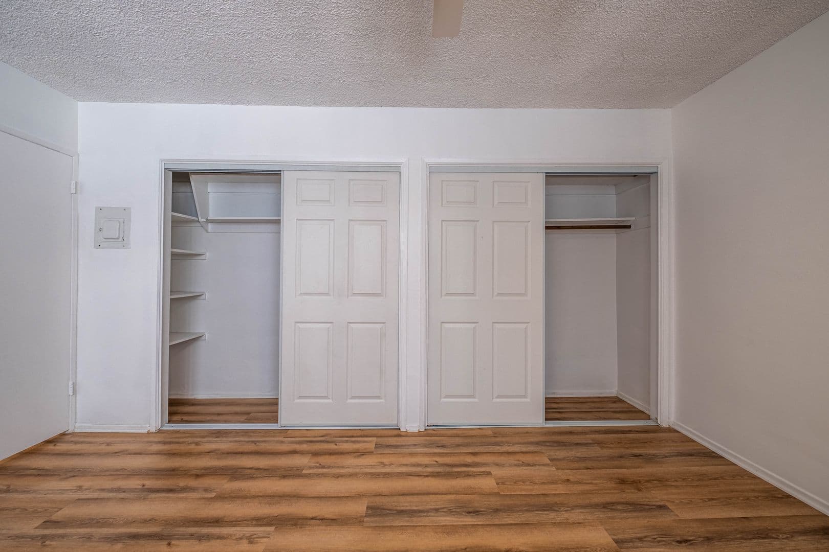 Los Angeles Apartment: 1426 N. Fairfax Avenue