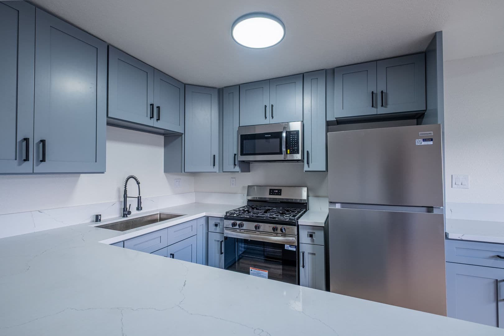 Torrance Apartment: 4712 Del Amo Blvd
