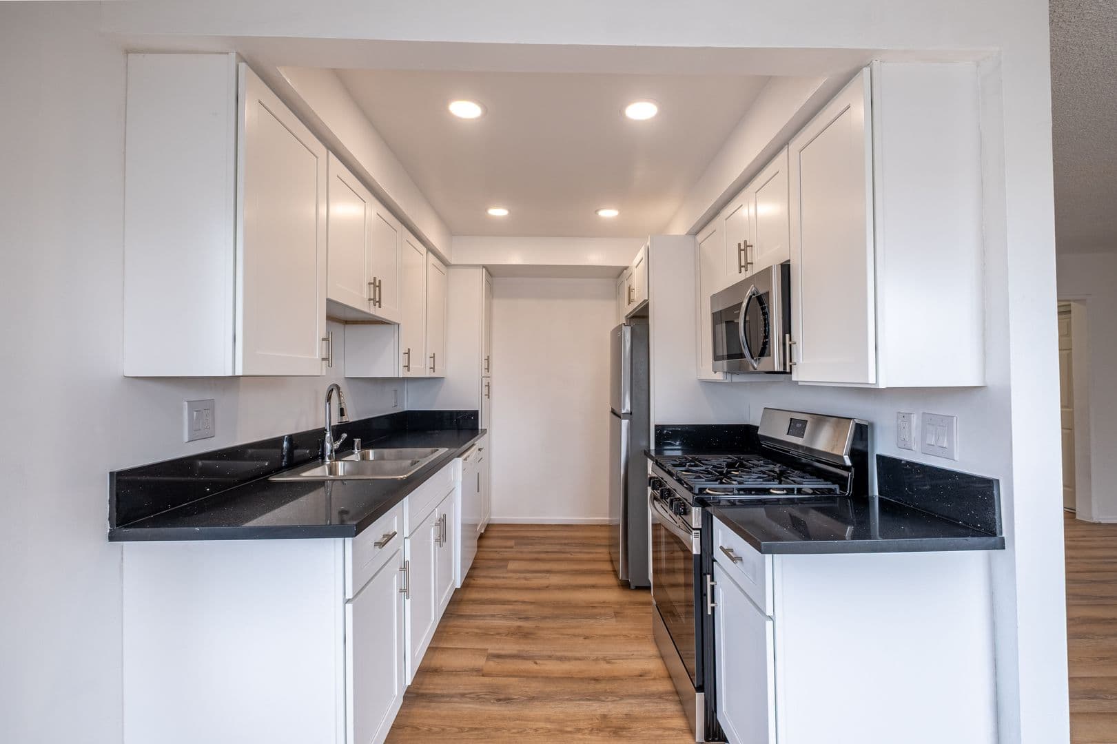 Los Angeles Apartment: 1426 N. Fairfax Avenue