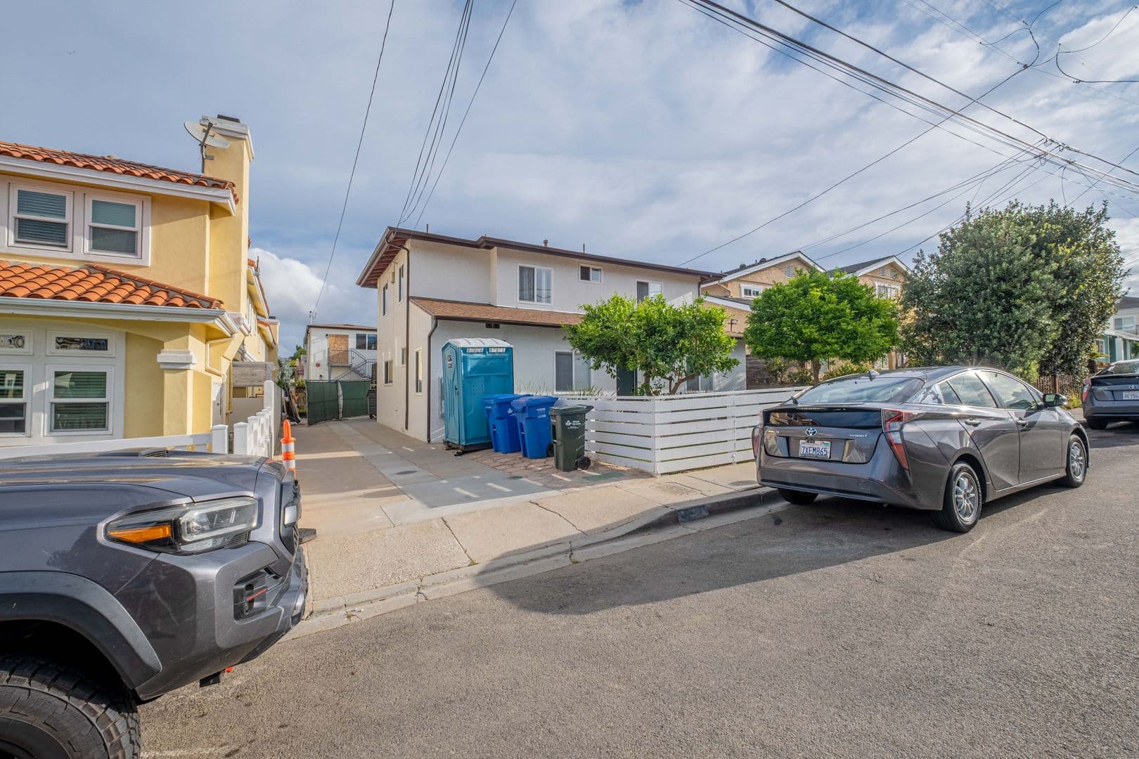 Redondo Beach Apartment: 2107 Pullman Lane