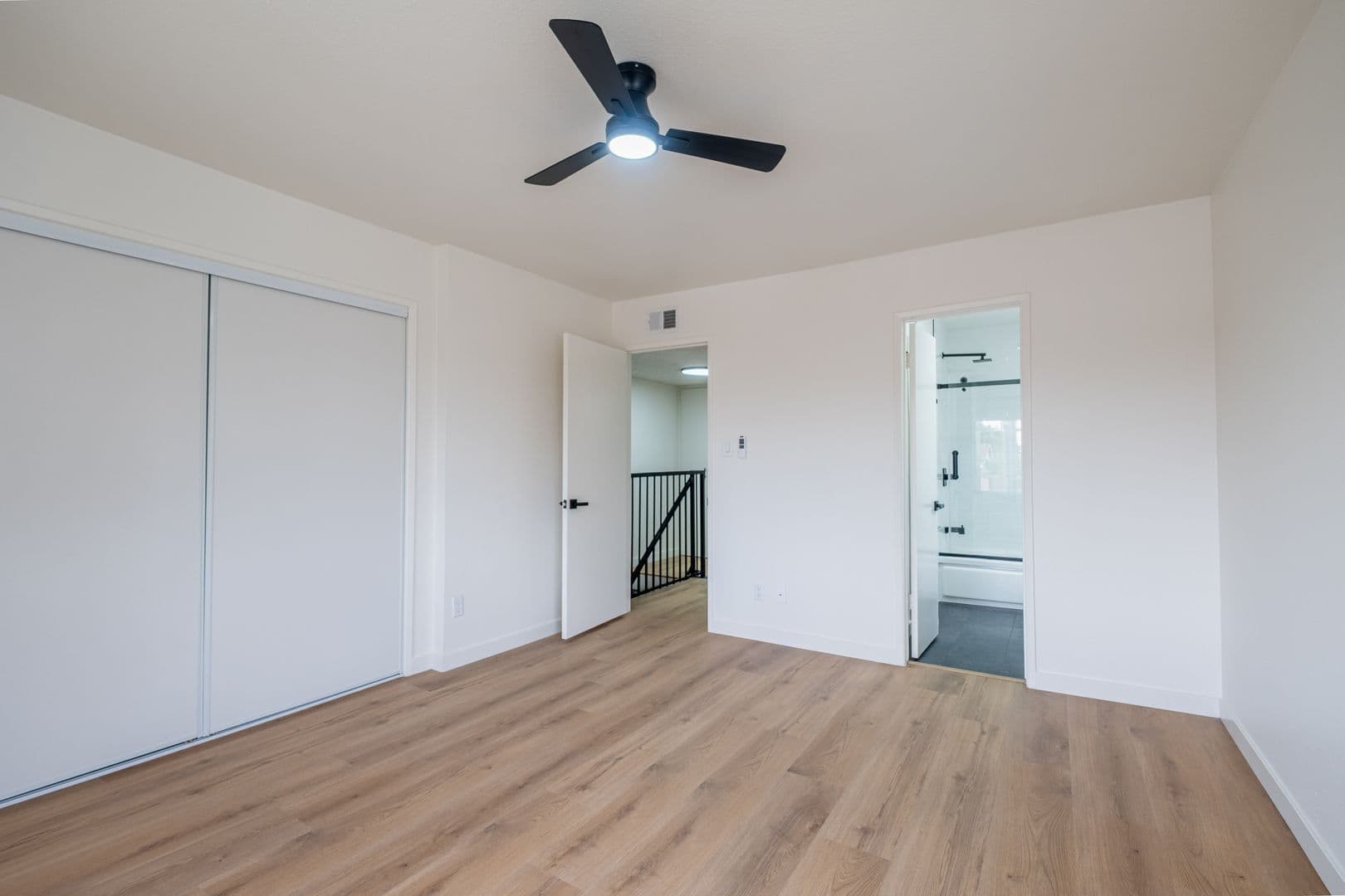 Torrance Apartment: 4712 Del Amo Blvd