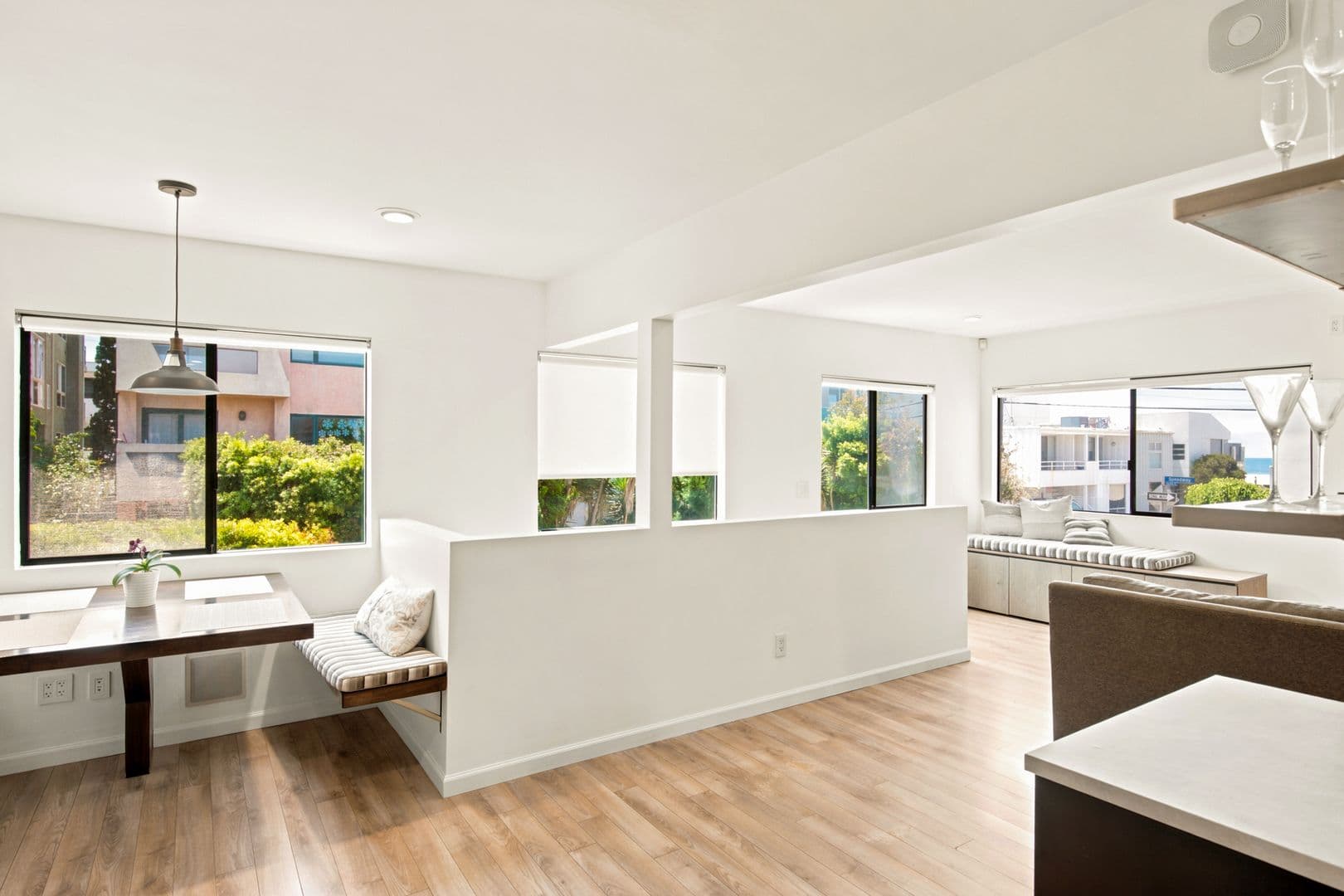 Marina del Rey Apartment: 21-23 Privateer Street