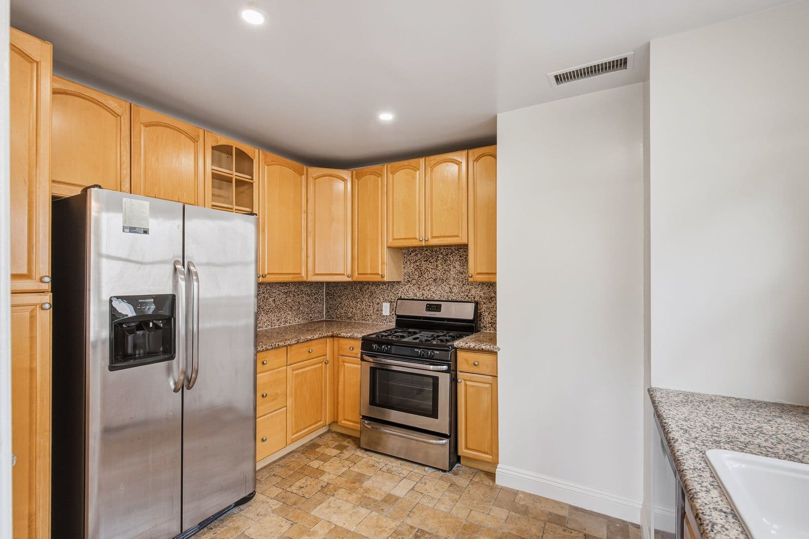 Los Angeles House: 525 N Crescent Heights