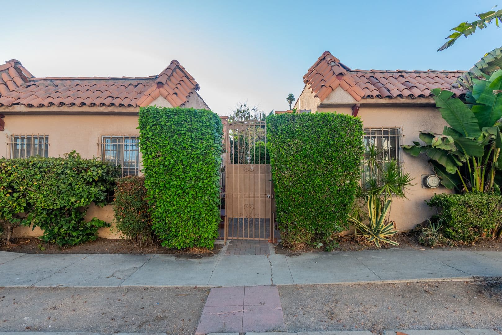 Los Angeles Apartment: 1225 North Citrus Ave.