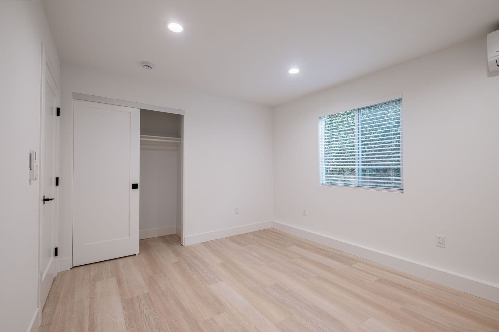 Redondo Beach Apartment: 2107 Pullman Lane