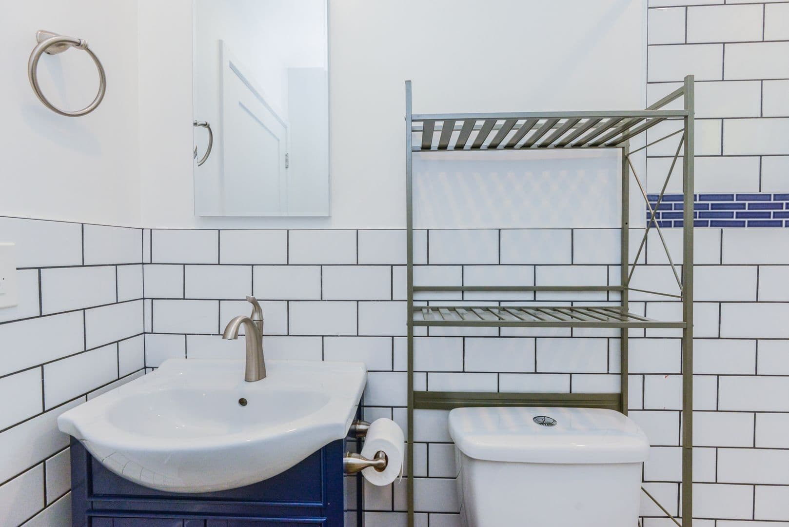 Los Angeles Apartment: 8972 W 24th St