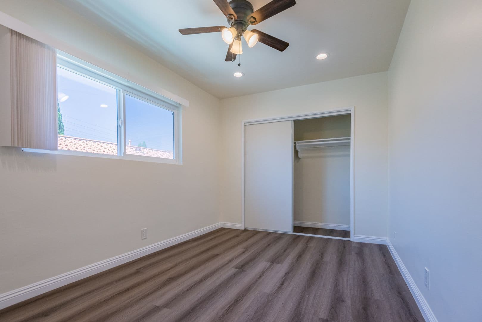 Redondo Beach Apartment: 2107 Pullman Lane