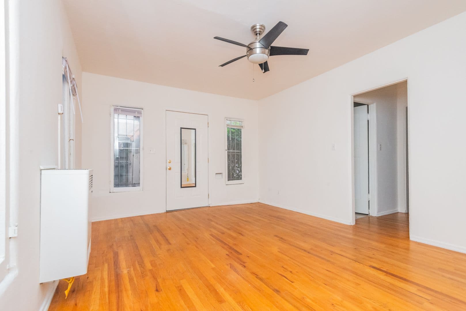 Los Angeles Apartment: 1225 North Citrus Ave.