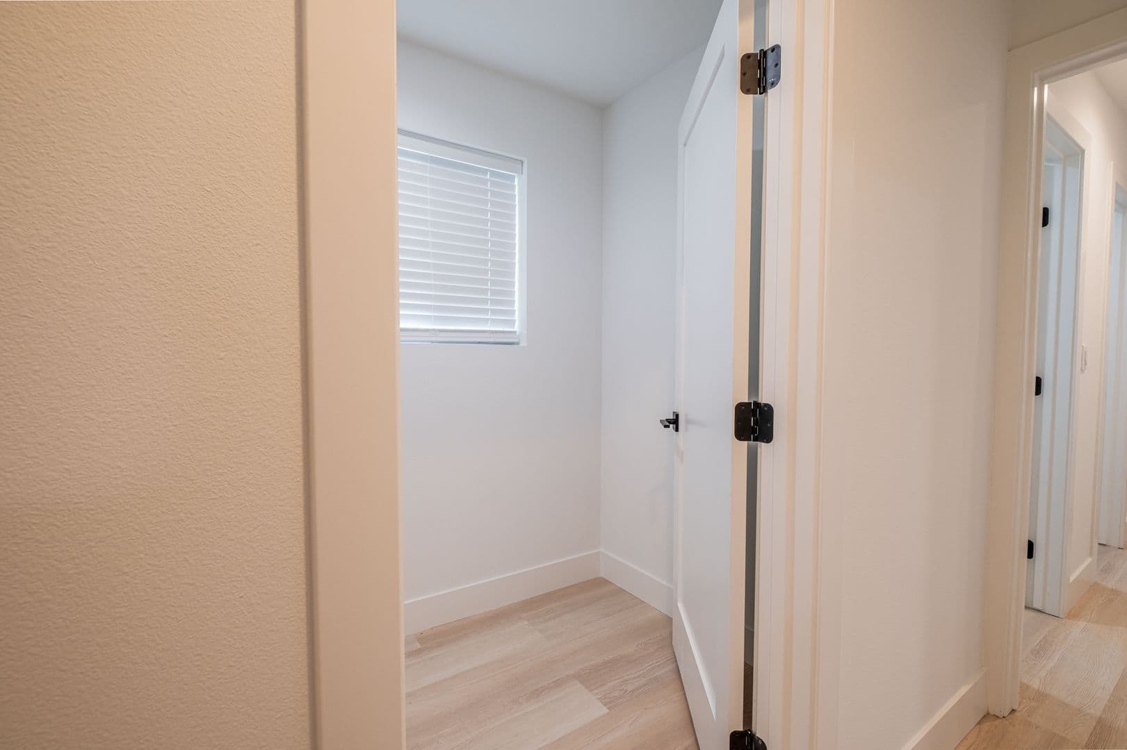 Redondo Beach Apartment: 2107 Pullman Lane