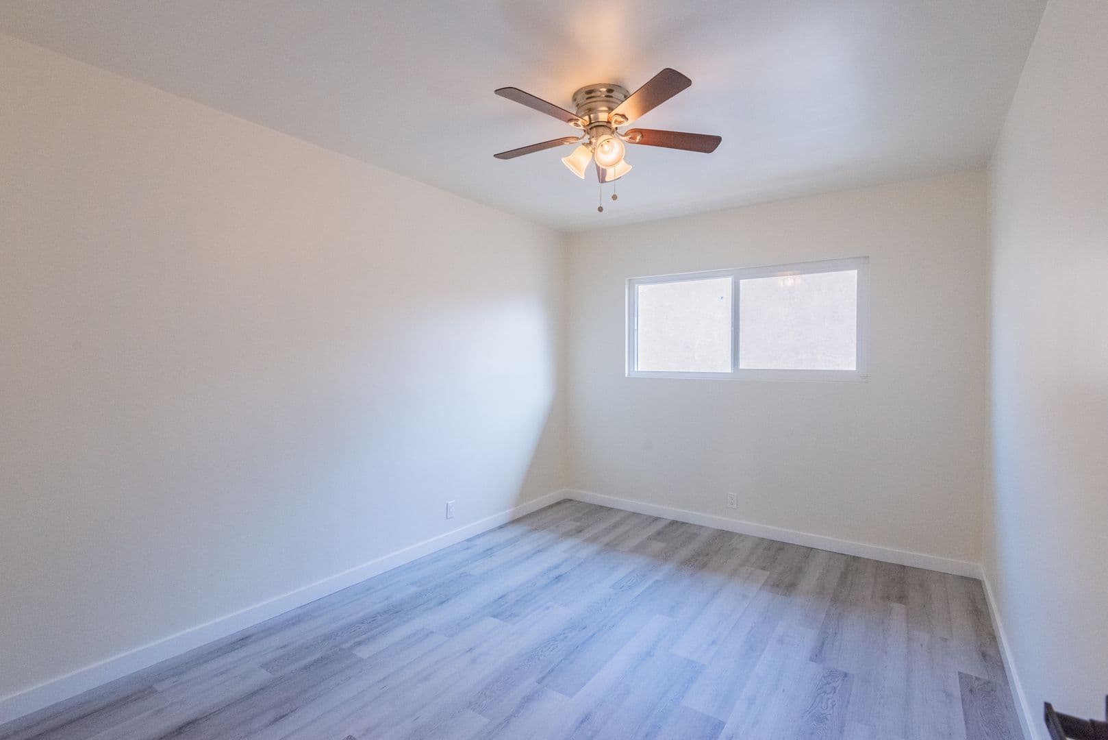 Redondo Beach Apartment: 2107 Pullman Lane