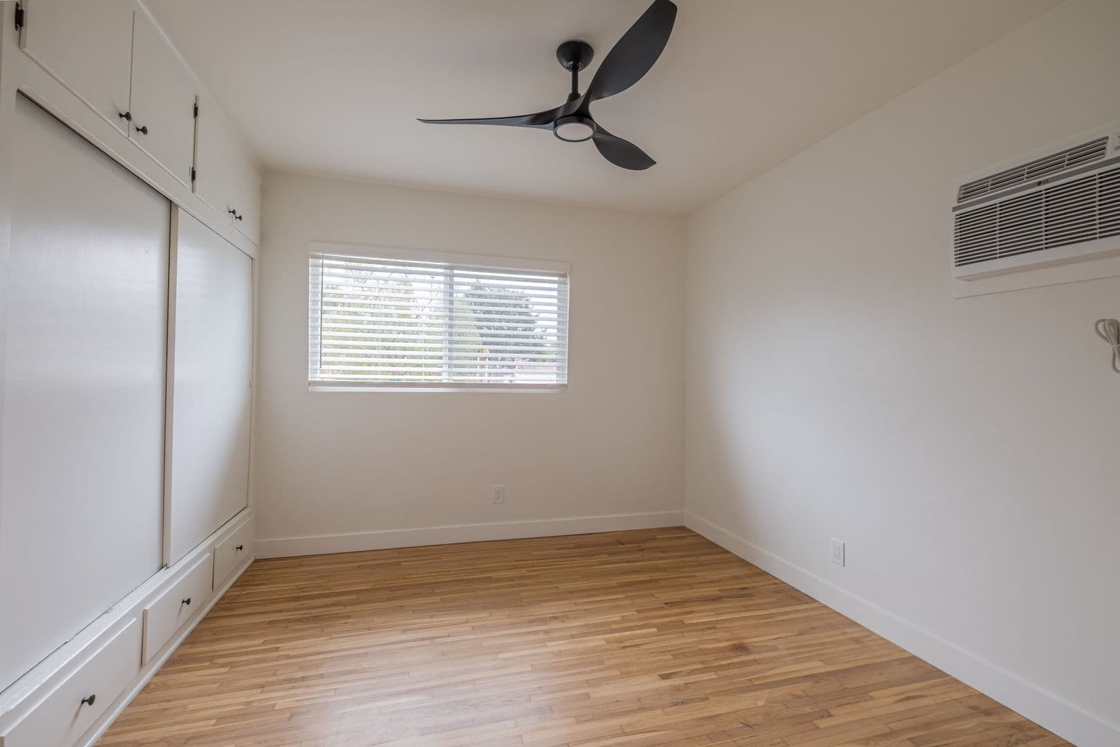 Torrance Apartment: 17901 Crenshaw Boulevard