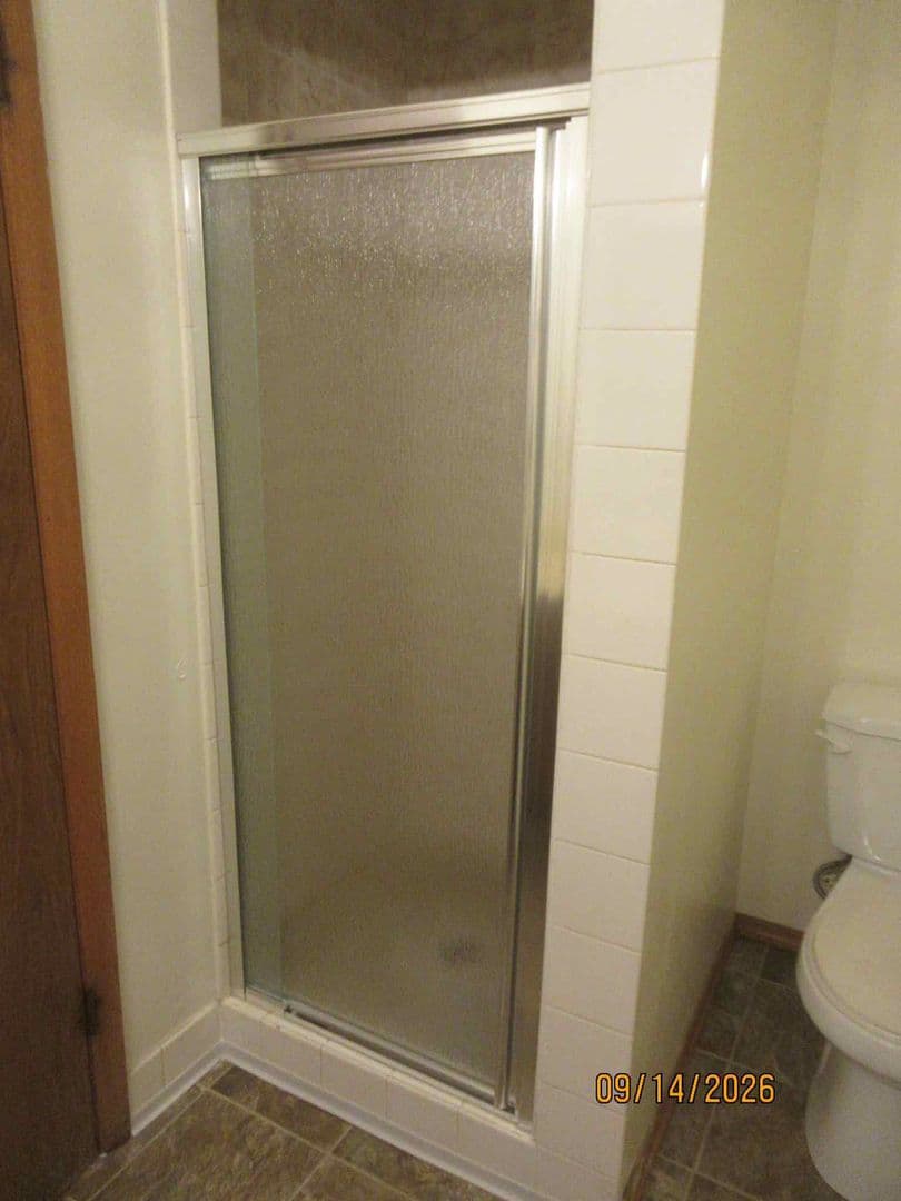 Milwaukee Apartment: 8750 W. Mill Rd.