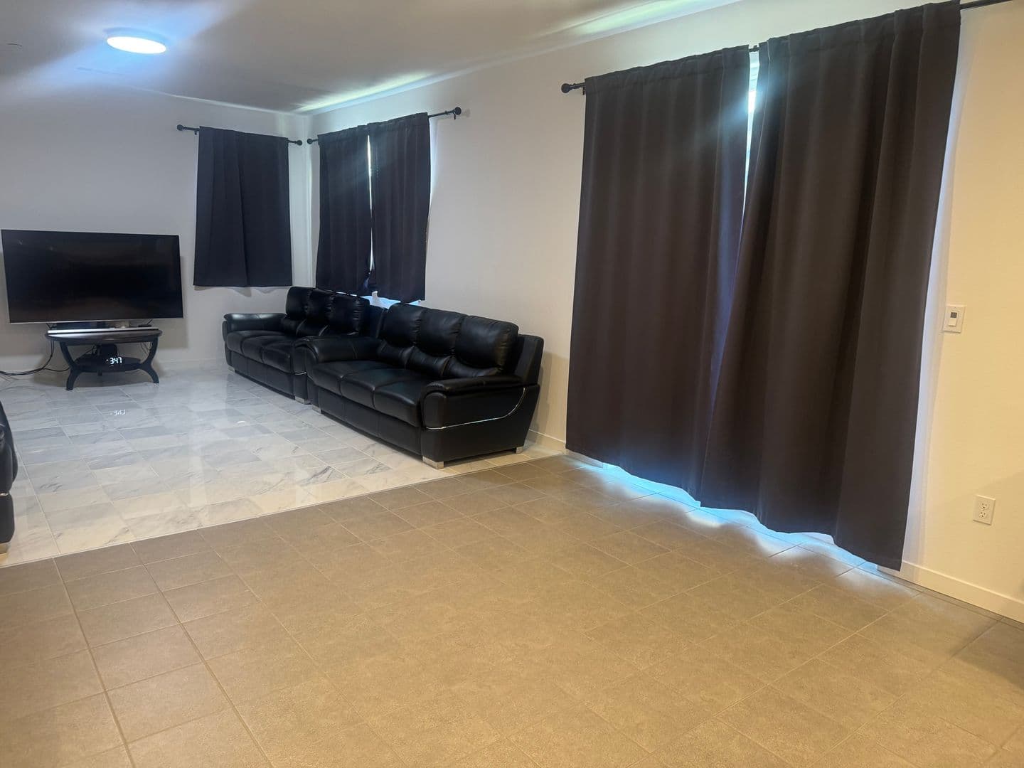 Fairfield House: 1401 Jamboree Drive
