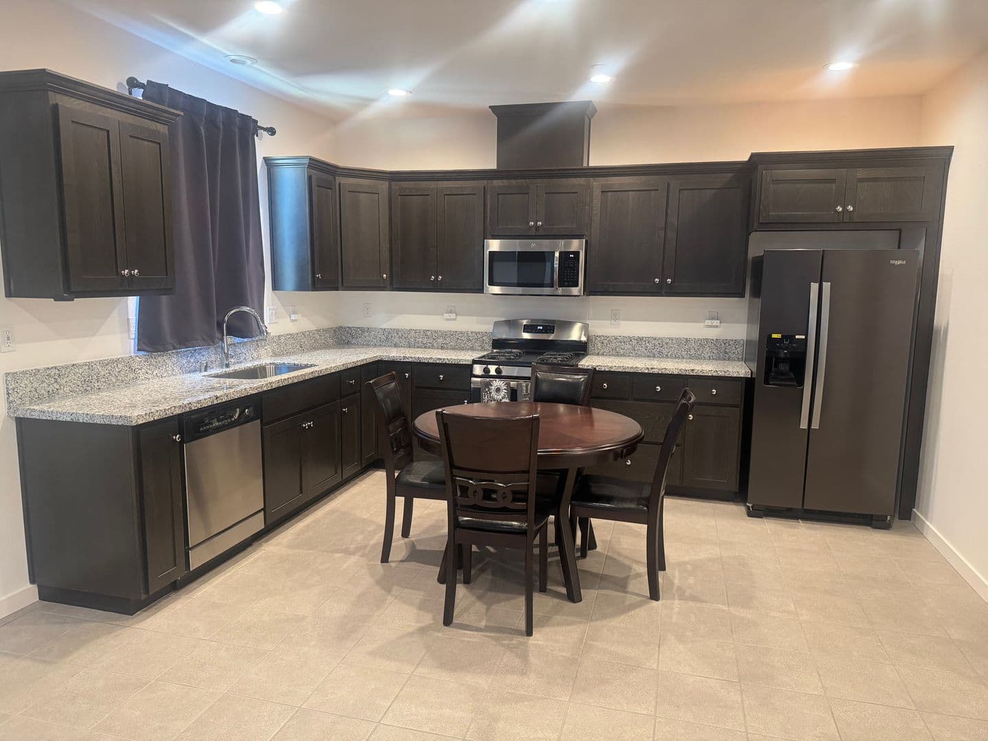 Fairfield House: 1401 Jamboree Drive