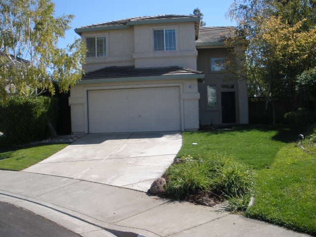 Vacaville House: 605 Blarney Circle