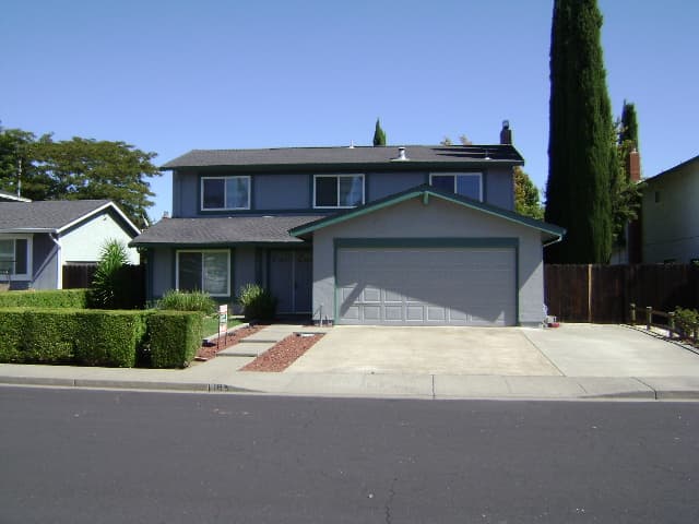 Vacaville House: 183 Clayton Circle