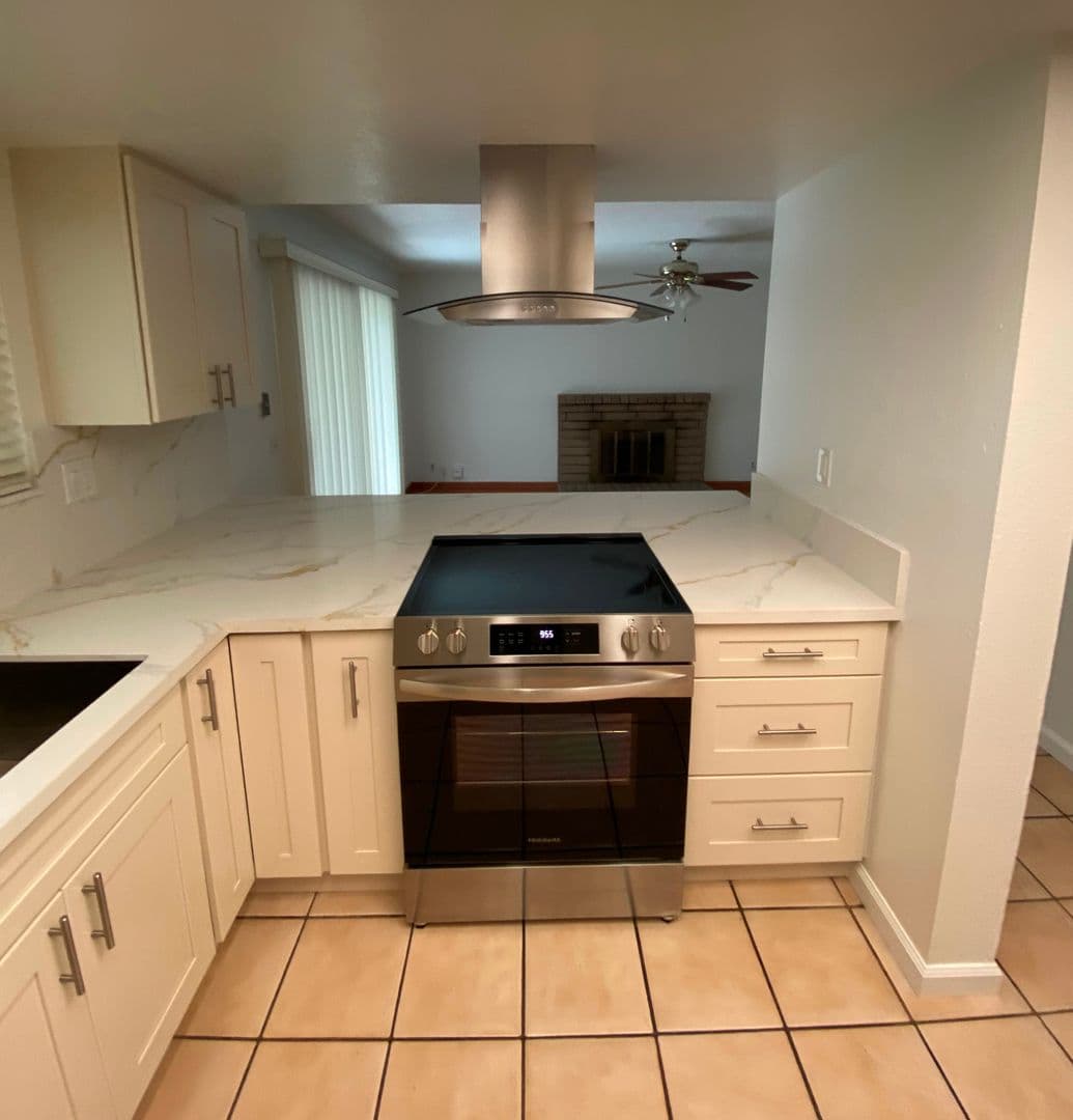 Vacaville House: 183 Clayton Circle
