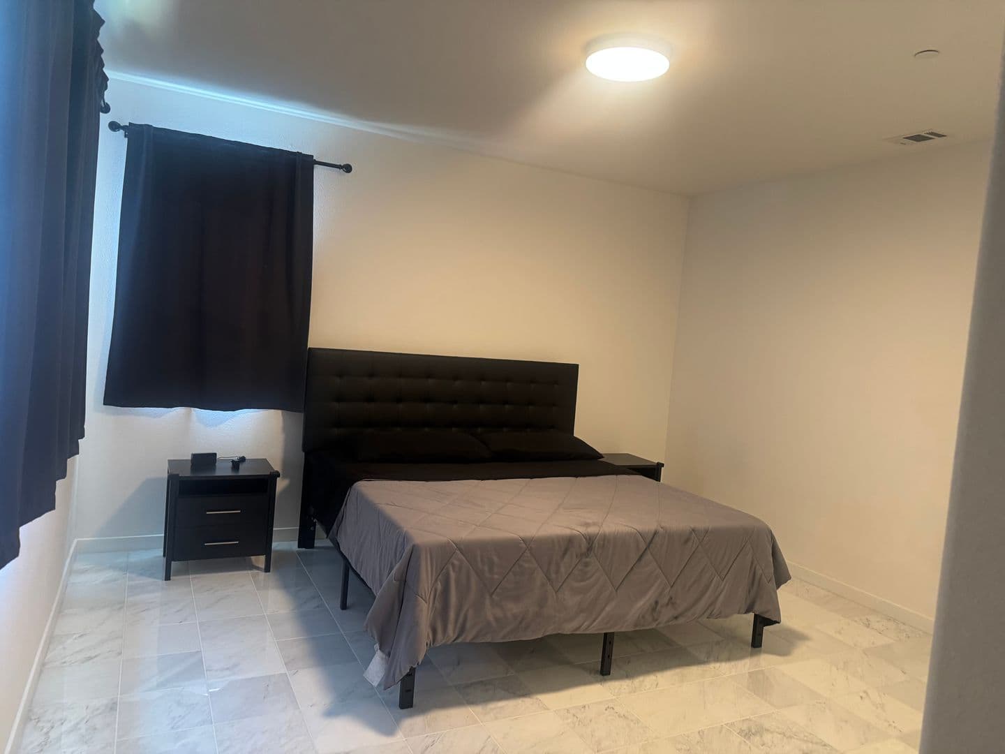 Fairfield House: 1401 Jamboree Drive