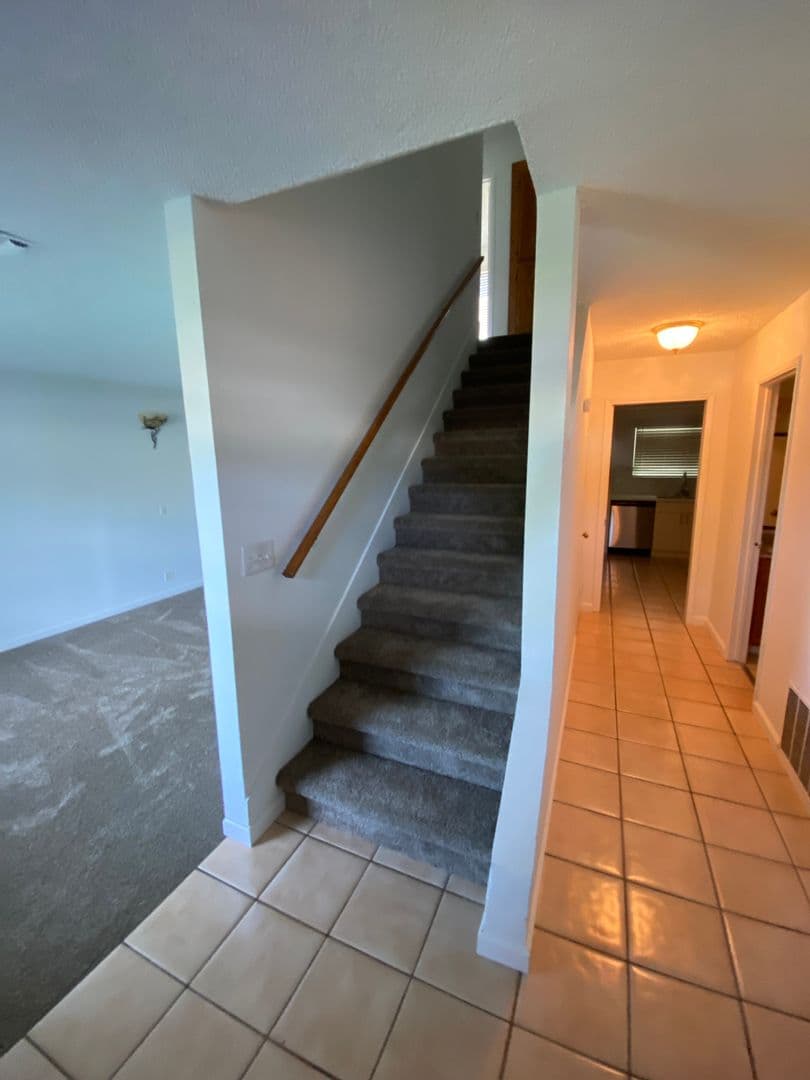 Vacaville House: 183 Clayton Circle