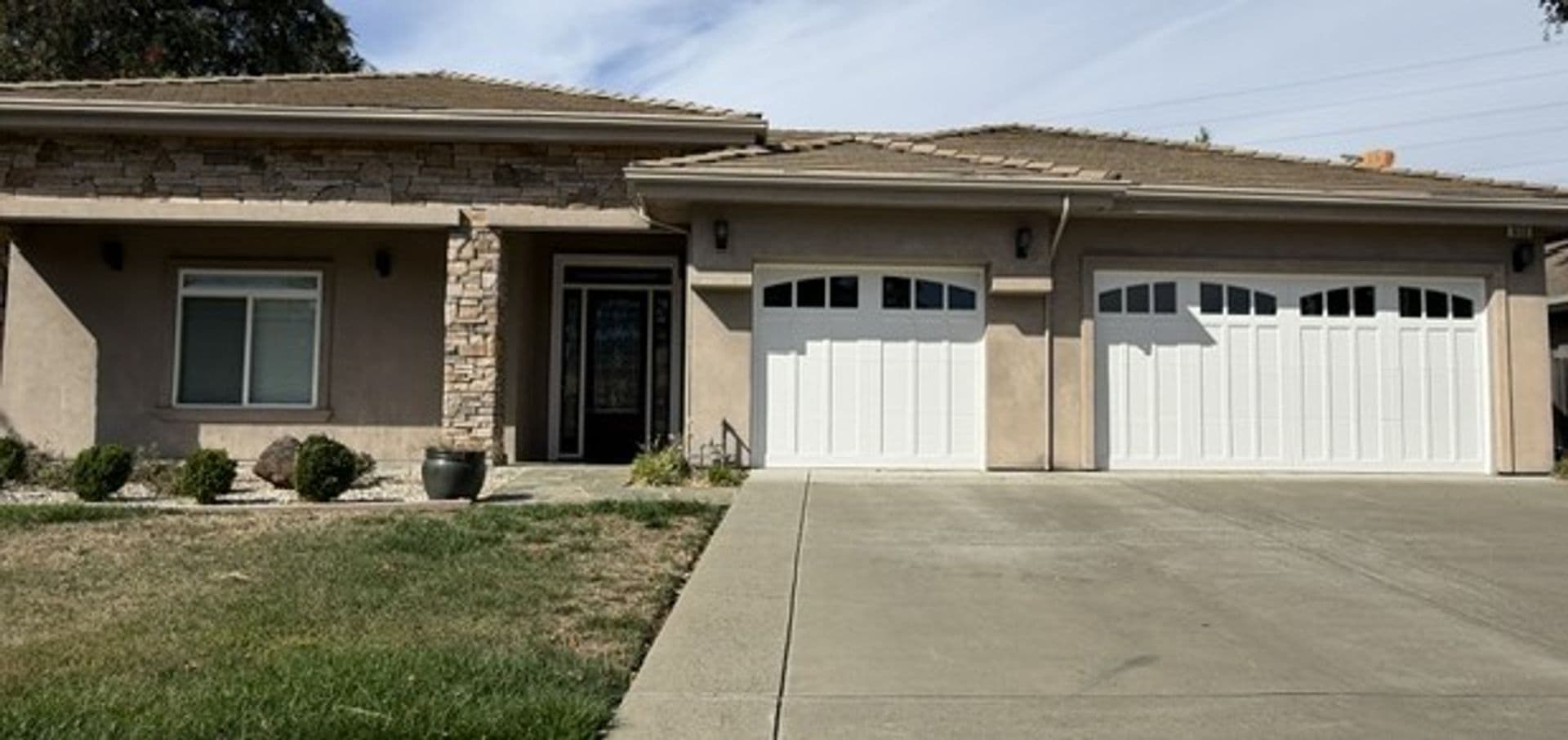 Vacaville House: 613 Arlene Court