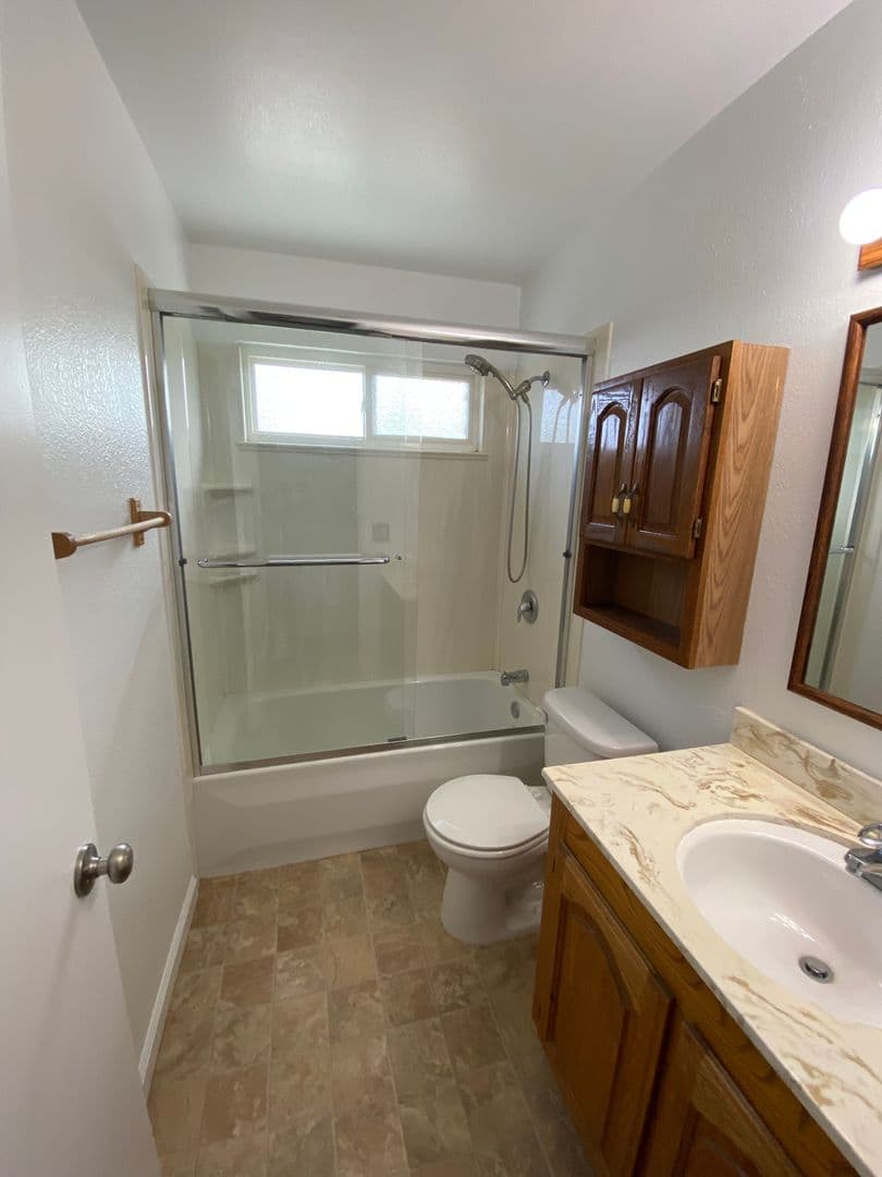 Vacaville House: 183 Clayton Circle