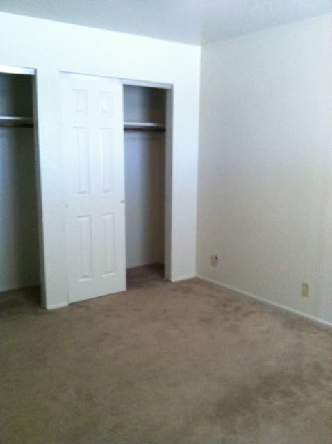 Fairfield House: 747 E. Tabor Avenue #4