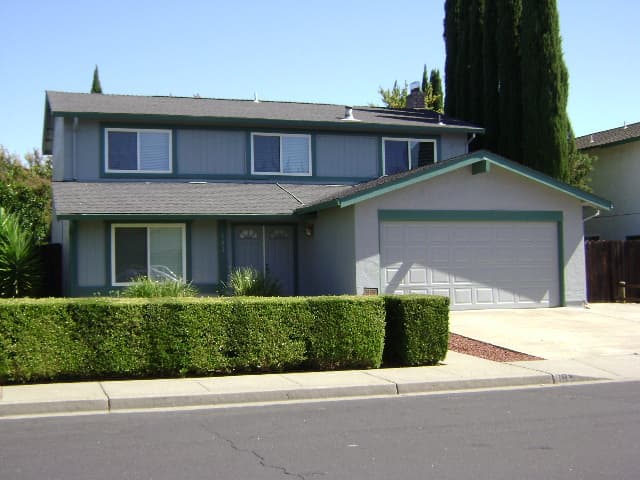 Vacaville House: 183 Clayton Circle