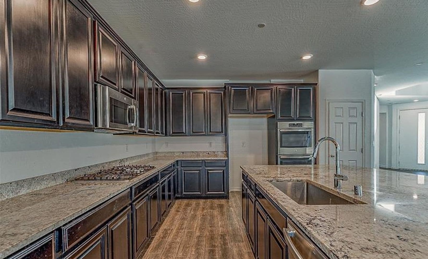 Henderson House: 3159 Hazy Hills Ave.