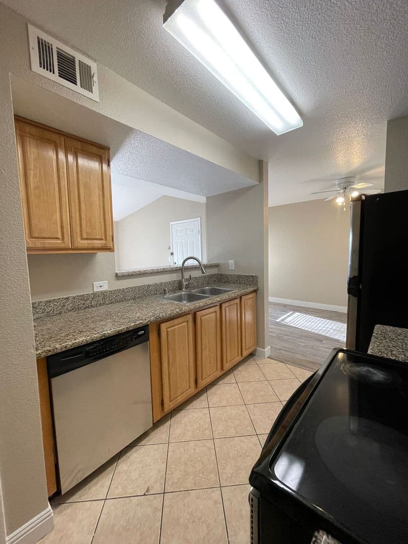 Las Vegas Condo: 5055 W Hacienda Ave #2094